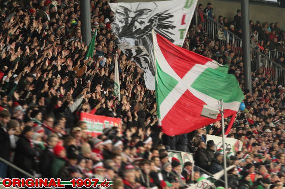 FC Augsburg vs Hamburger SV (3-1)