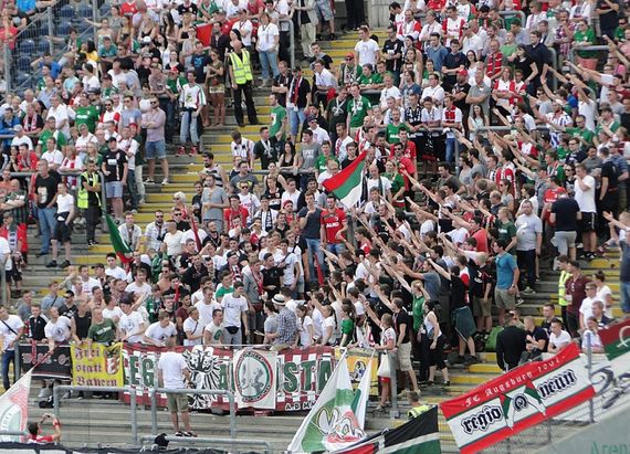 Eintracht Frankfurt vs FC Augsburg (1-1)