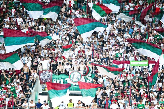 FC Augsburg vs VfL Wolfsburg (0-2)