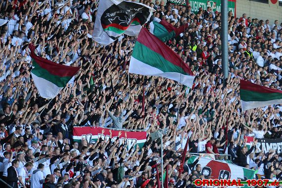 FC Augsburg vs Hamburger SV (4-0)