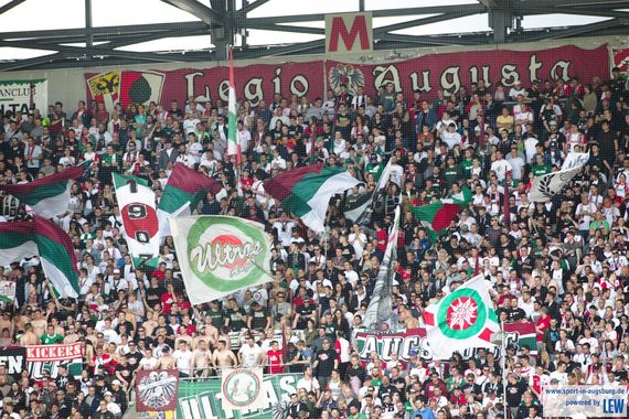 FC Augsburg vs Borussia Dortmund (1-1)