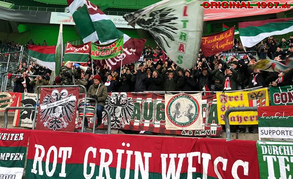 Borussia Mönchengladbach vs FC Augsburg (2-0)