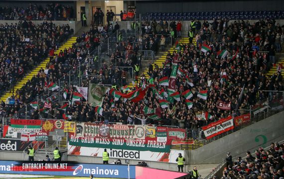 Eintracht Frankfurt vs FC Augsburg (5-0)
