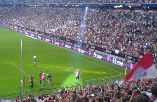 FC Bayern München vs Deutschland (1-1)