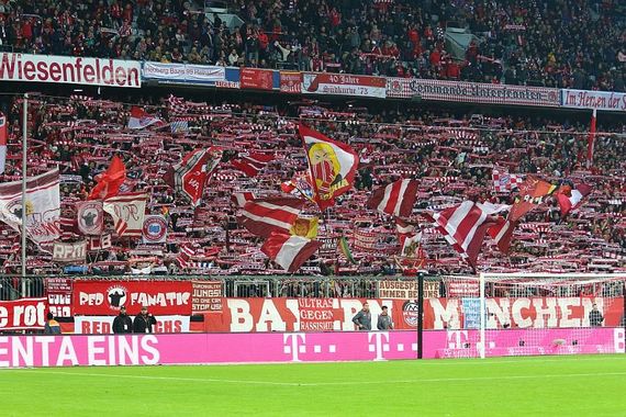 FC Bayern München vs Borussia Mönchengladbach (2-0)