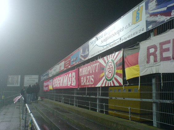 Kickers Emden vs FC Bayern München II (0-2)