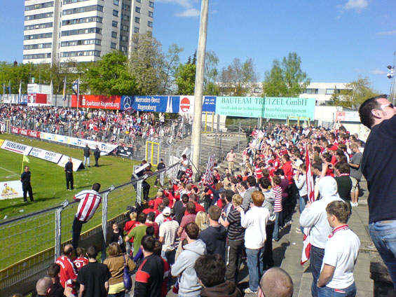 SSV Jahn Regensburg vs FC Bayern München II (1-2)