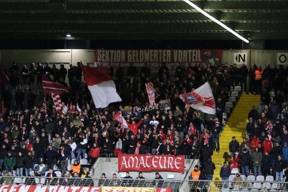 FC Bayern München II vs Hallescher FC (6-1)