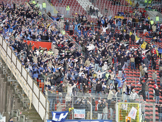 1. FC Kaiserslautern vs FC Hansa Rostock (2-1)