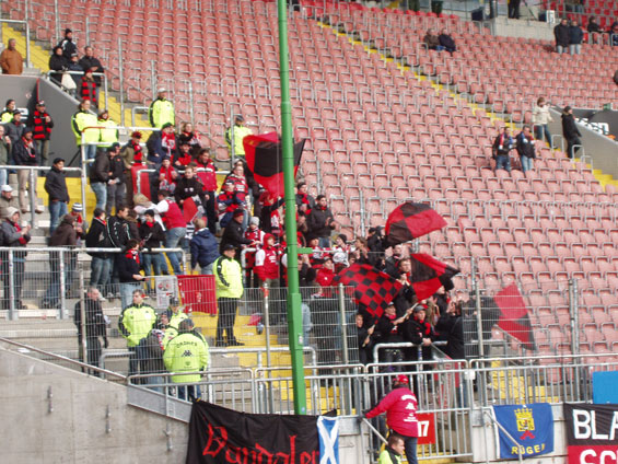 1. FC Kaiserslautern vs FC Ingolstadt 04 (2-0)