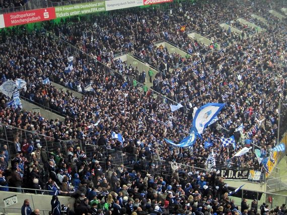 Borussia Mönchengladbach vs FC Schalke 04 (2-1)