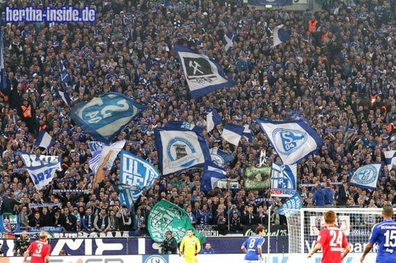 FC Schalke 04 vs Hertha BSC (2-1)