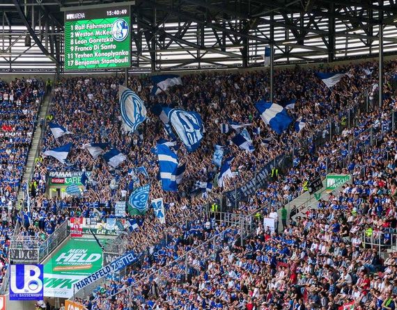 FC Augsburg vs FC Schalke 04 (1-2)
