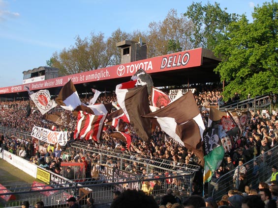 FC St. Pauli vs Eintracht Braunschweig (2-1)