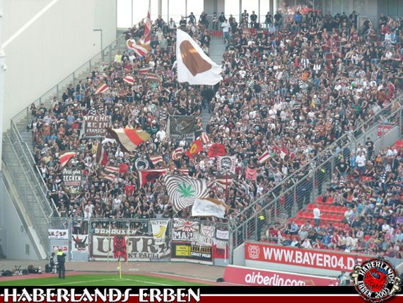 Bayer 04 Leverkusen vs FC St. Pauli (2-1)