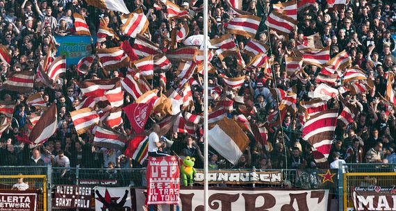 SpVgg Fürth vs FC St. Pauli (2-1)