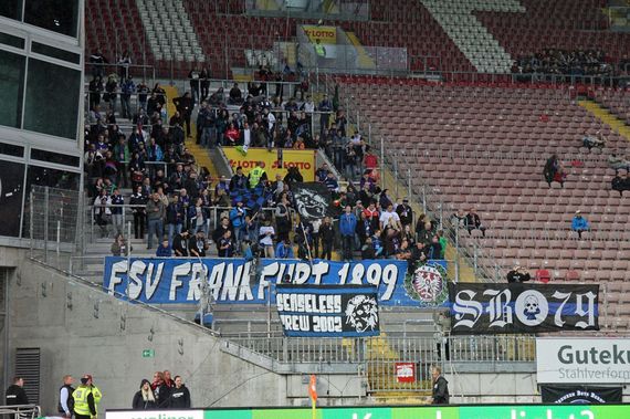 1. FC Kaiserslautern vs FSV Frankfurt (1-0)