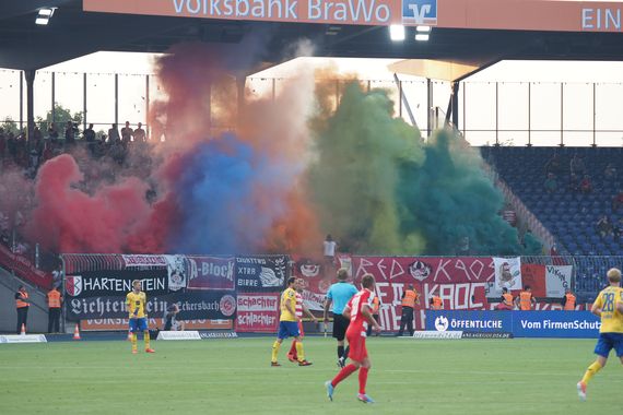 Eintracht Braunschweig vs FSV Zwickau (1-1)