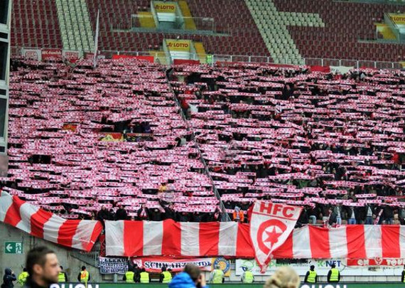 1. FC Kaiserslautern vs Hallescher FC (0-0)