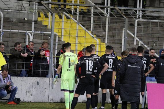 FC Bayern München II vs Hallescher FC (6-1)