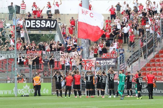 SpVgg Unterhaching vs Hallescher FC (0-3)