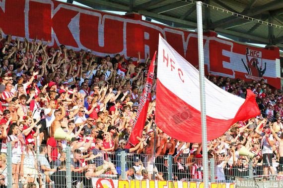 Hallescher FC vs SG Sonnenhof-Großaspach (4-0)