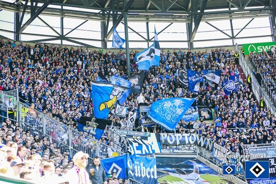 FC Augsburg vs Hamburger SV (4-0)