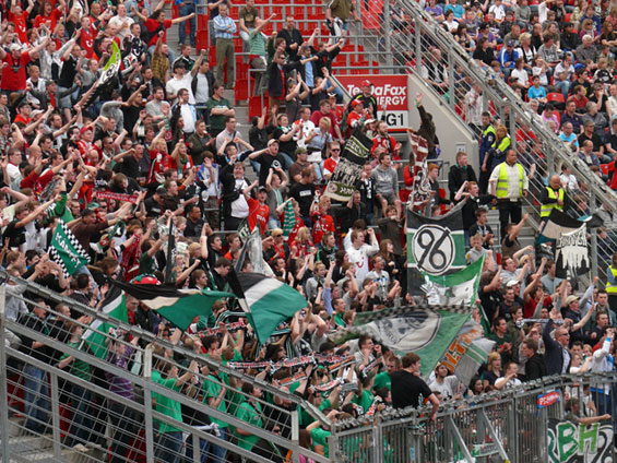 Bayer 04 Leverkusen vs Hannover 96 (3-0)