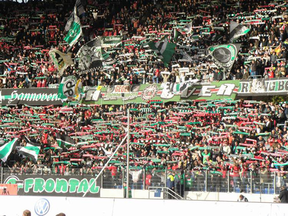 Hannover 96 vs 1. FC Köln (2-1)