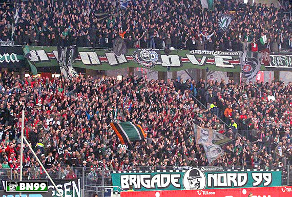 Hannover 96 vs FC Schalke 04 (2-2)