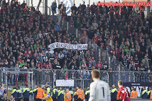 Eintracht Braunschweig vs Hannover 96 (3-0)