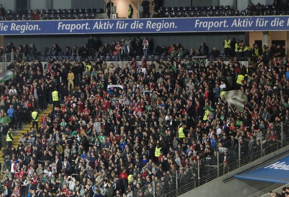 Eintracht Frankfurt vs Hannover 96 (2-3)