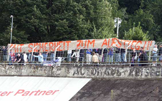 Wuppertaler SV Borussia vs Holstein Kiel (1-1)