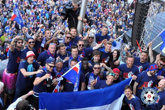 Holstein Kiel vs Hallescher FC (3-0)