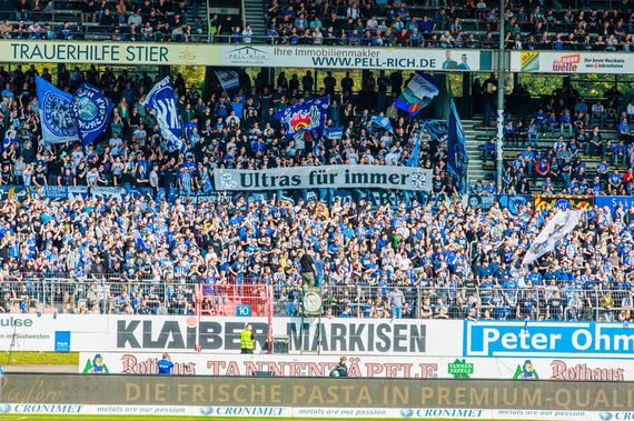 Karlsruher SC vs FC Rot-Weiß Erfurt (2-0)