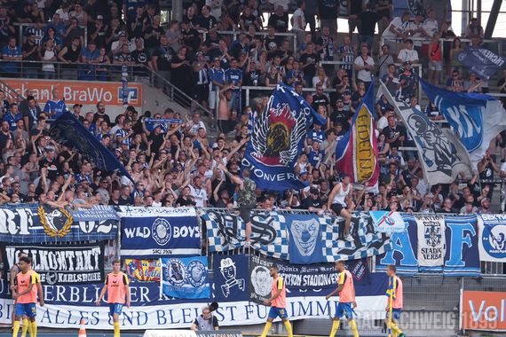 Eintracht Braunschweig vs Karlsruher SC (1-1)