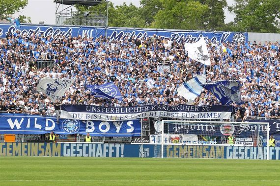 Karlsruher SC vs Hallescher FC (2-3)