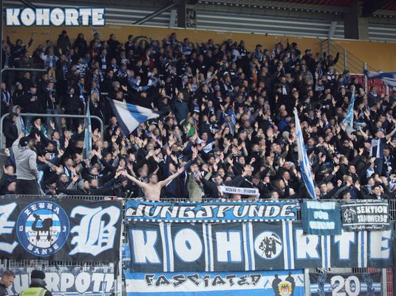 SSV Jahn Regensburg vs MSV Duisburg (4-0)
