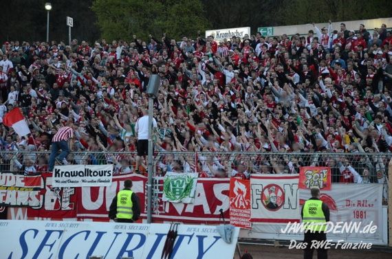 Sportfreunde Siegen vs Rot-Weiss Essen (1-2)
