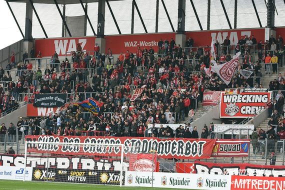Rot-Weiss Essen vs SC Wiedenbrück (1-2)