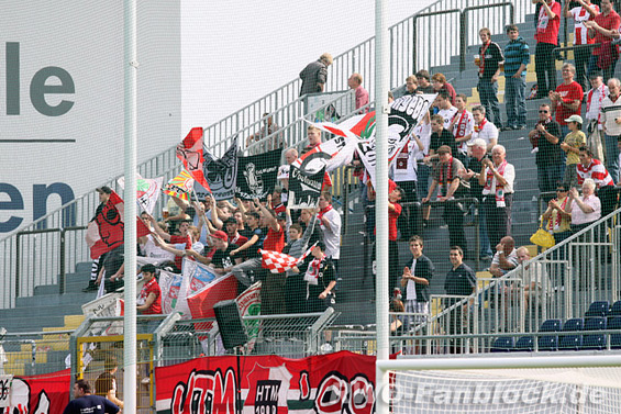 SpVgg Fürth vs Rot-Weiß Oberhausen (4-0)