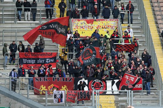 1. FC Kaiserslautern vs SG Sonnenhof-Großaspach (2-0)
