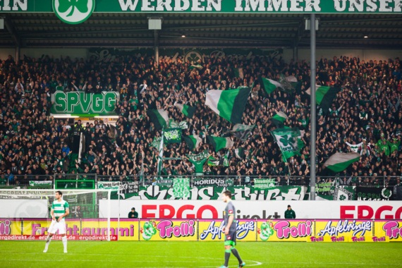 SpVgg Fürth vs Borussia Mönchengladbach (2-4)