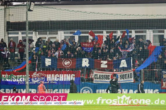 SpVgg Unterhaching vs 1. FC Kaiserslautern (5-0)