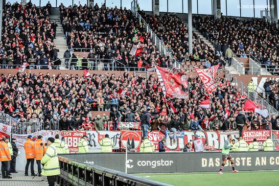 FC St. Pauli vs SSV Jahn Regensburg (2-2)