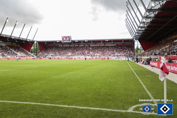 SSV Jahn Regensburg vs Hamburger SV (2-2)