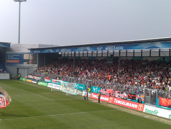 SV Wehen Wiesbaden vs FC St. Pauli (3-1)