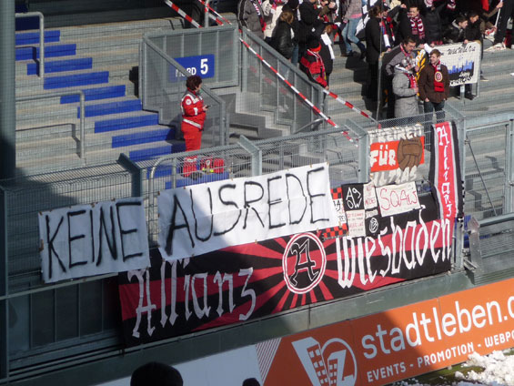SV Wehen Wiesbaden vs FC Bayern München II  (1-2)