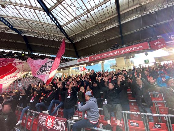 1. FC Nürnberg vs SV Wehen Wiesbaden (0-2)