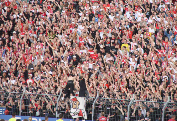 Karlsruher SC vs VfB Stuttgart (1-0)
